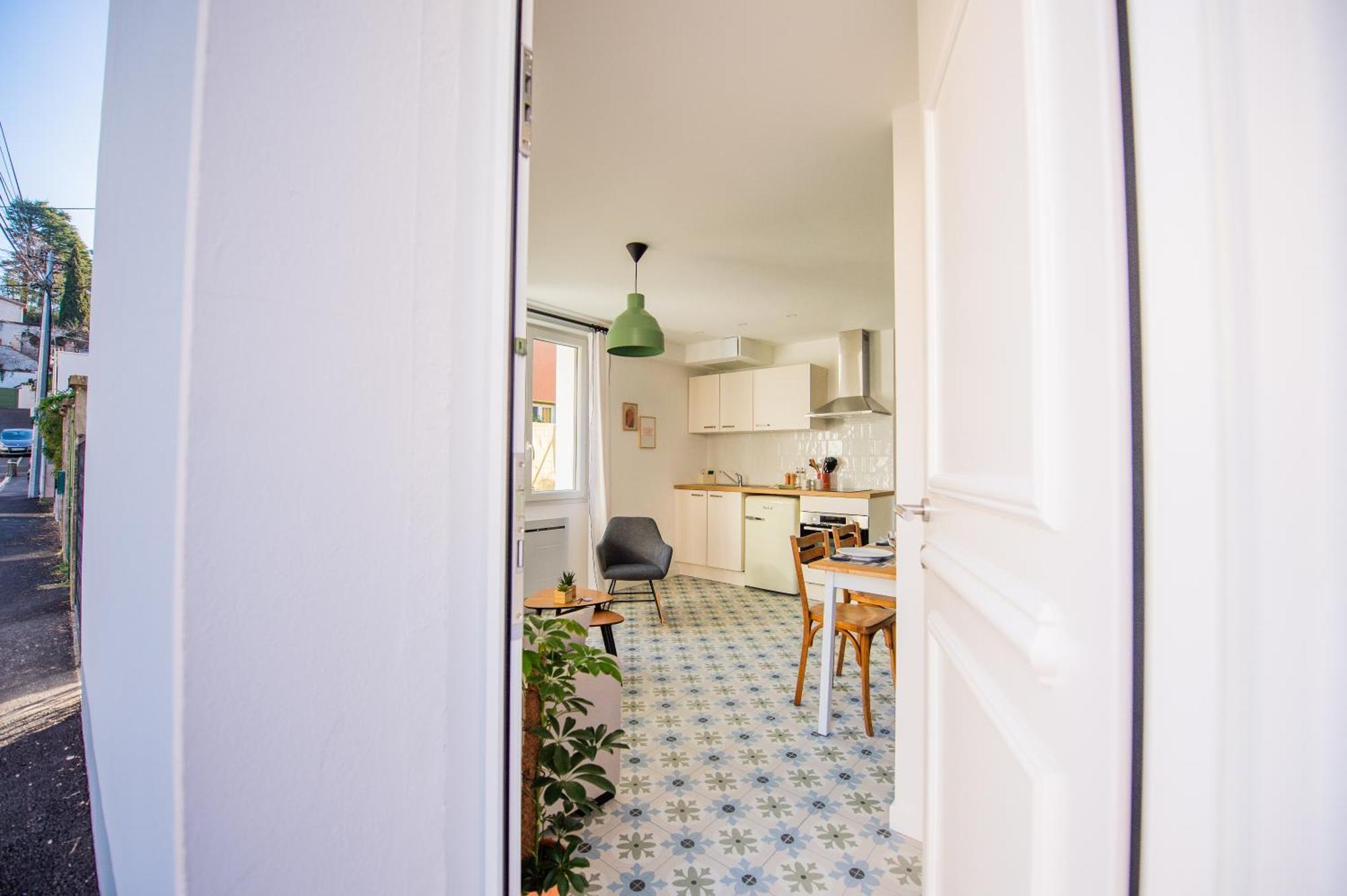 Casita - Comme Une Petite Maison - Parking Gratuit Βαλένς Εξωτερικό φωτογραφία